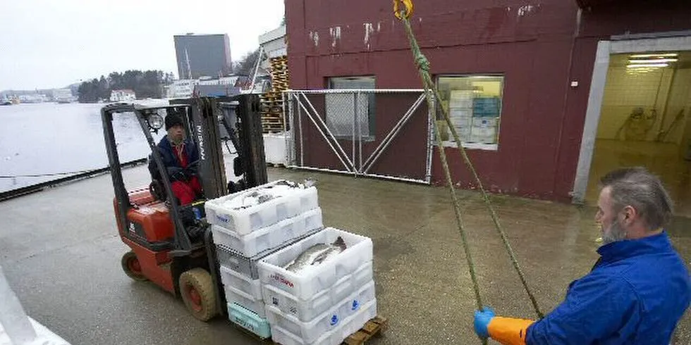Egersund Fisks fryselager i Kiev er rammet av sperringer i Kiev. Her levering til Egersund Fisk. Arkivfoto: Lars Arvid Oma.