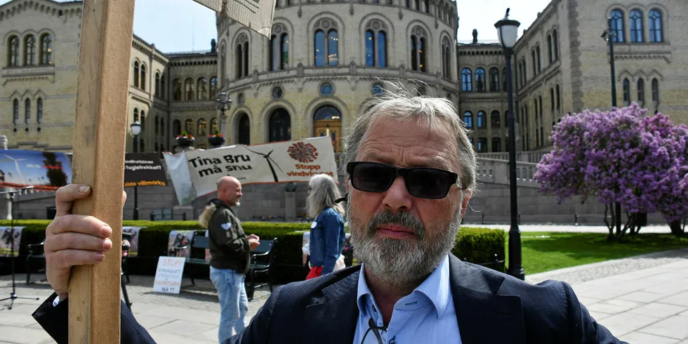 Generalsekretær i Motvind, Rune Haaland, kommer med ramsalt kritikk av NVE sin vindkraftseksjon.