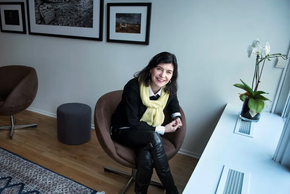Avishusene trenger fortsatt inntektene fra papir, konstaterer administrerende direktør Kjersti Løken Stavrum i Stiftelsen Tinius. Stiftelsen er hovedeier i Schibsted, Norges største mediekonsern.