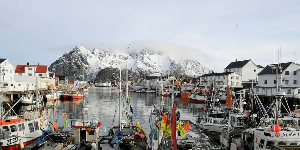 VENTER PÅ SVAR: Sjarkflåten venter utlåmodig på svar fra Fiskeridirektoratet på om de får fiske mer av torskekvoten, eller ikke. Illustrasjonsfoto: KJERSTI KVILE