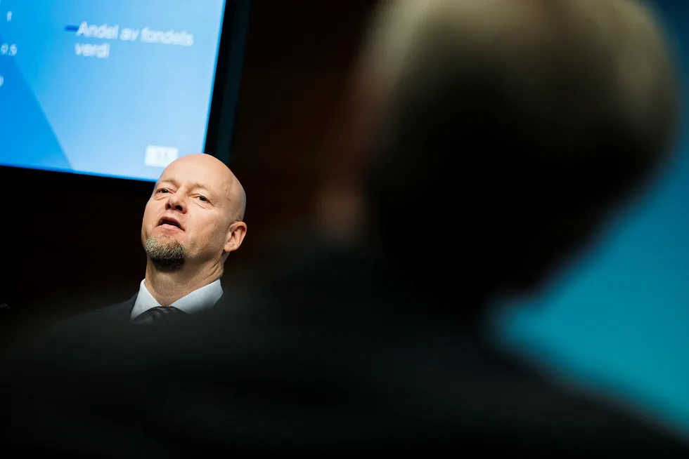 Yngve Slyngstad, administrerende direktør i Norges Bank Investment Management, som forvalter Oljefondet, får kritikk fra Finansdepartementet for å ikke overholde tidsfrister.
