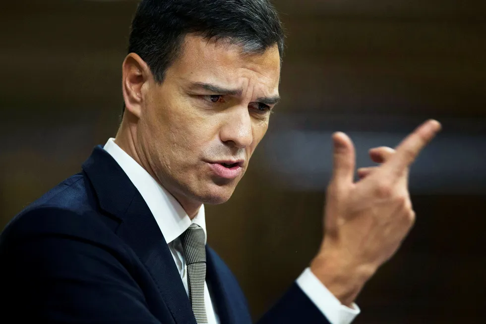I juli møtte en spansk statsleder en katalansk leder for første gang på to år. Siden har Spanias nye statsminister Pedro Sanchez (bildet) hatt samtaler med Catalonias regionspresident Quim Torra om områdets fremtid.