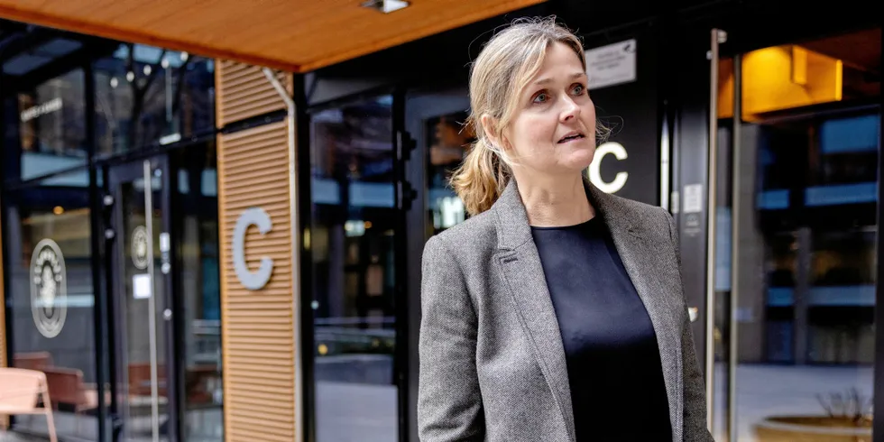 – Bedragere blir stadig mer profesjonelle og finner nye arenaer for å lure og utnytte privatpersoner og selskaper. Det er derfor sannsynlig at personer med uærlige hensikter, vil gå inn i et marked der de ser at det går an å utnytte den reguleringen som foreligger, sier statsadvokat Anne Glede Allum ved Økokrim.