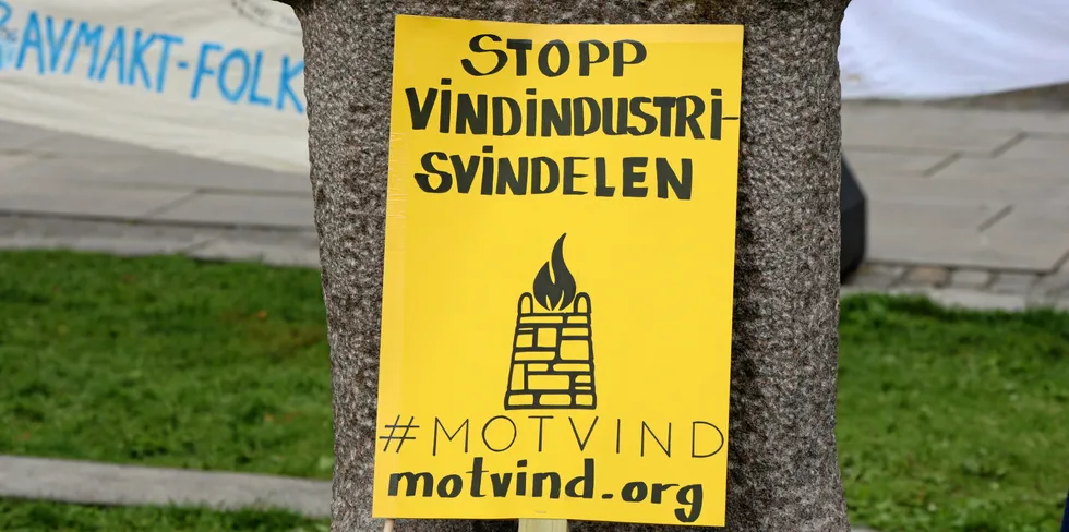 Strømselskapet Yetz bidro med 154.600 kroner til vindkraftmotstanderne i Motvind Norge i 2020, og har så langt bidratt med 250.000 kroner. Tilbake får de strømkunder som kjøper strøm med opprinnelsesgarantier som sikrer at strømmen kommer fra vannkraft, og ikke vindkraft.