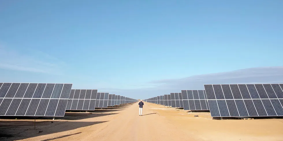 Apodi Solar i Brasil er et samarbeidsprosjekt mellom Equinor og Scatec Solar. Solenergiparken ble satt i drift for et drøyt år siden og skal kunne levere 340 000 GWh i det brasilianske nettet.