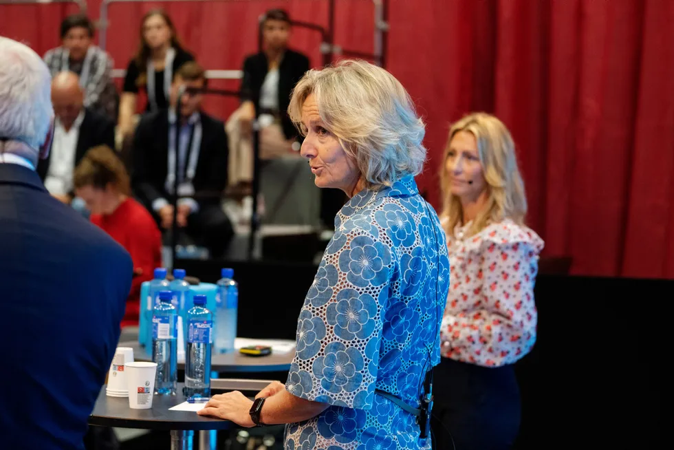 Irene Rummelhoffs hovedpoeng var at de siste årene, før Russlands invasjon av Ukraina, har det globalt sett vært underinvesteringer i alle former for energi, skriver Sissel Rinde.