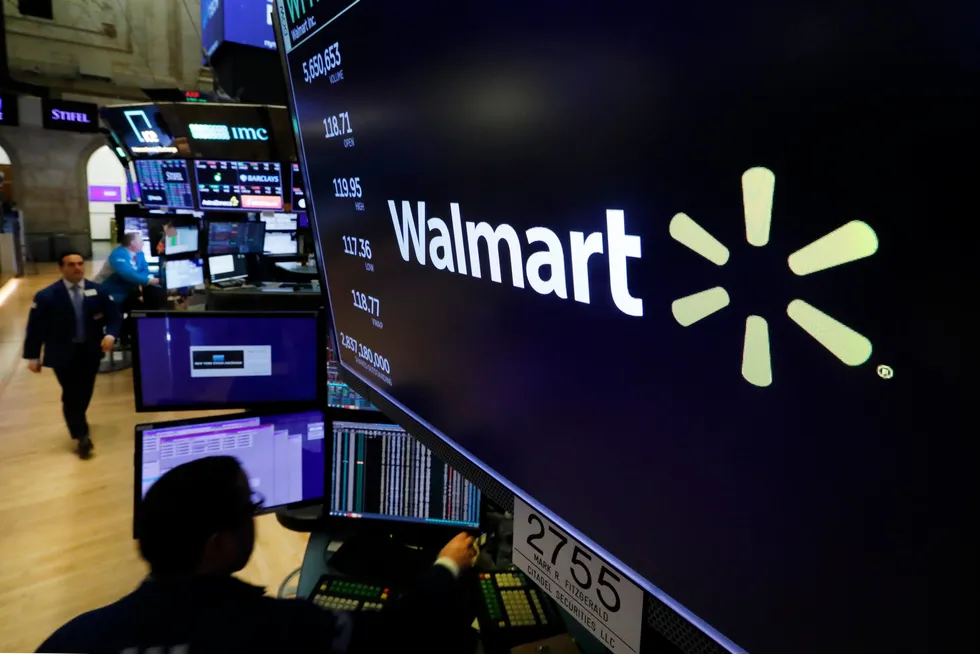 Investorene på Wall Street sendte Walmart-aksjen ned fem prosent ved børsåpning torsdag.