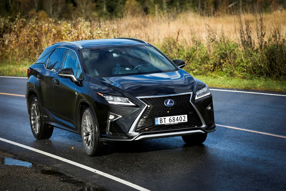 Lexus går for syvende år på rad helt til topps i AutoIndex. Dette er hybridsuven RX 450h. Foto: Gunnar Lier