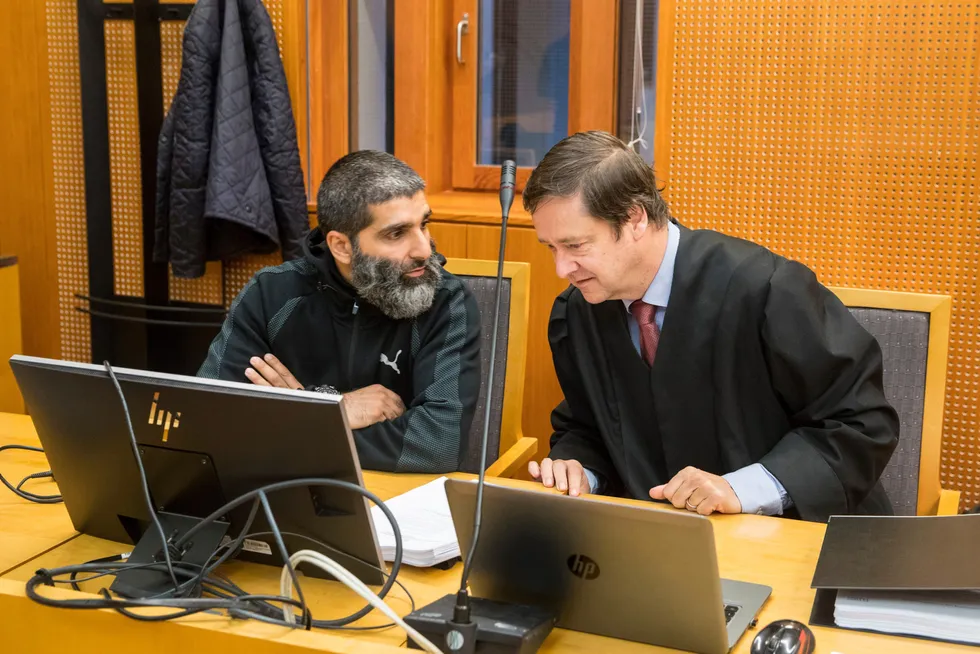 Arfan Bhatti er siktet for medvirkning til grov terror i forbindelse med skytingen i Oslo sentrum 25. juni i fjor.
