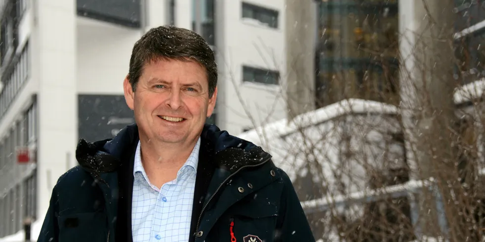 Elhub-sjef Tor Bjarne Heiberg maner til tålmodighet når det gjelder økonomiske gevinster for kraft- og nettselskapene.