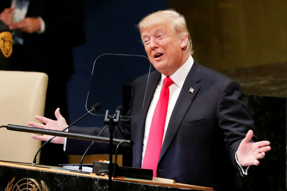 USAs president Donald Trump kom ikke med nye, krasse utspill i handelskrigen med Kina under innlegget i FNs hovedforsamling. Dette har gitt et minirally ved bøærsene i Shanghai, Shenzhen og Hongkong på onsdag.