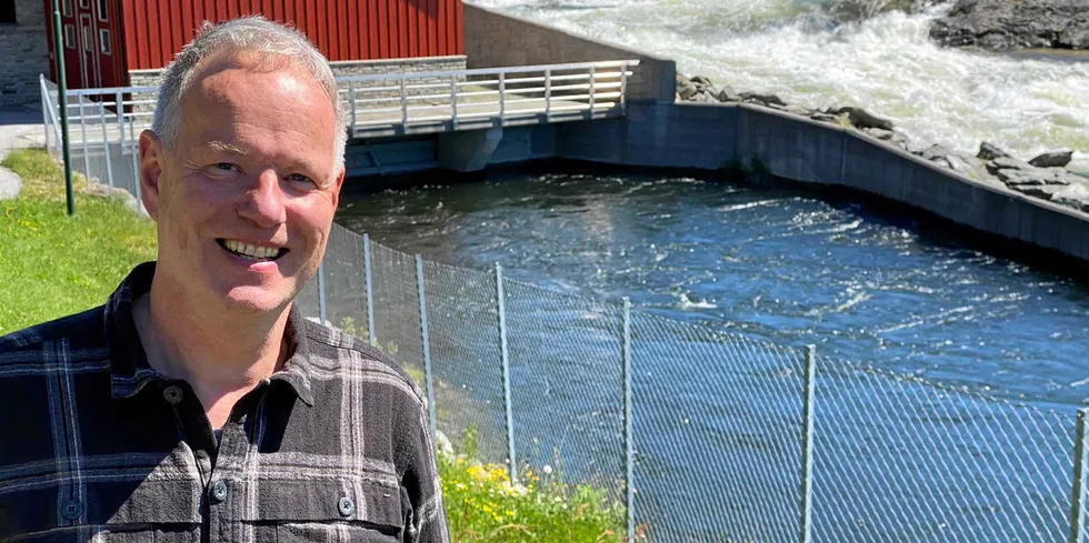 Konsernsjef i Ren Energi, Olav Vehusheia, delte fredag den gledelige nyheten med aksjonærene.