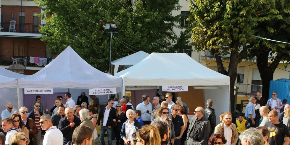 På Barbera Fish Fesvital kan festivaldeltakerne smake på 53 ulike viner, alle produsert i nærområdet. Alle foto: Anders Furuset