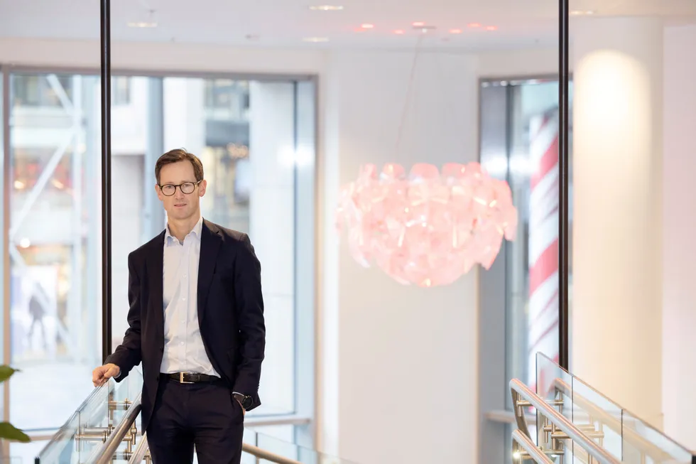 Sjefstrateg Anders Johansen tror det er sannsynlig at vi i flere år fremover kommer til å ha oljepriser over 100 dollar igjen.