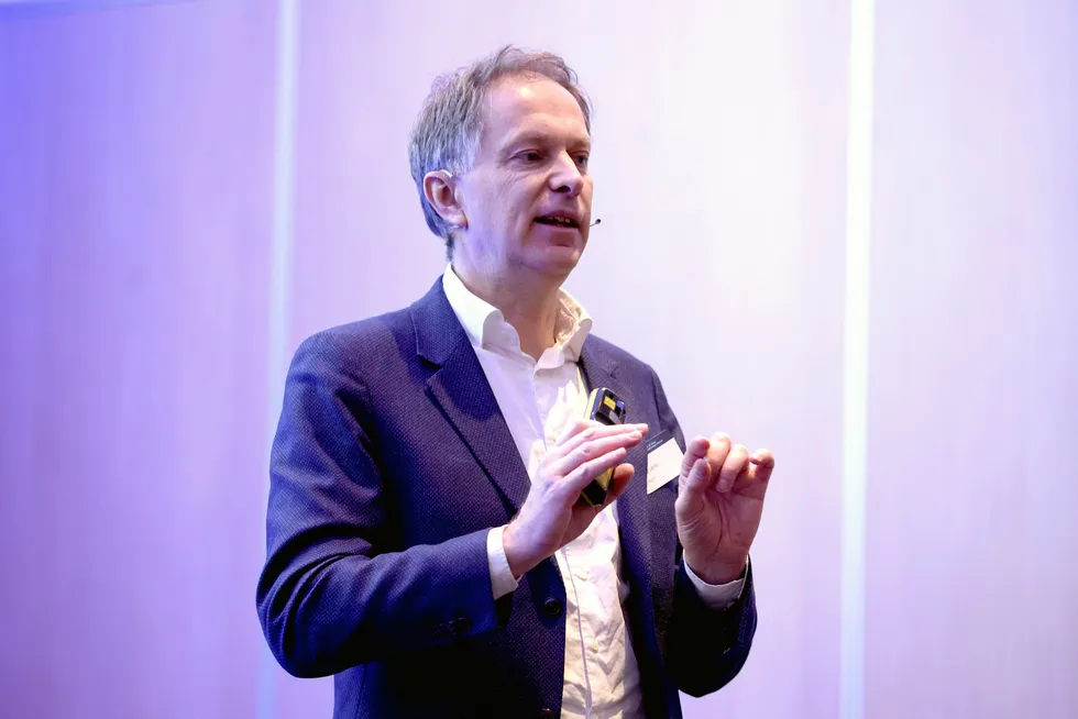 Statnett har sendt ny tariffmodell på høring. – Tariffen skal bidra til riktige investeringer til lavest mulig kostnad, sier Gunnar G. Løvås, konserndirektør for Kraftsystem og marked i Statnett.