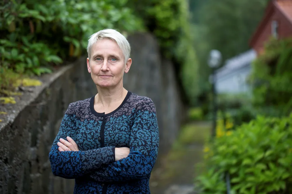 Karin Thorburn, finansprofessor ved Norges Handelshøyskole og professor II ved The Wharton School of University of Pennsylvania, håper ansettelsen av Nicolai Tangen ikke er et signal om en mer aktiv strategi for Oljefondet