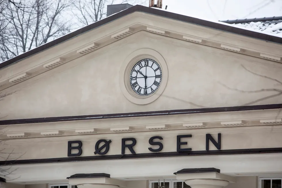 Flere selskaper på Oslo Børs er i fokus etter å ha lagt frem kvartalsrapporter på morgenkvisten mandag.