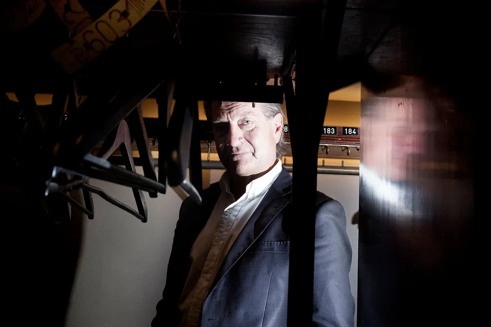Forfatter Tom Kristensen lyktes med aksjegambling, men nå setter han pengene i indeksfond. Foto: Linda Næsfeldt