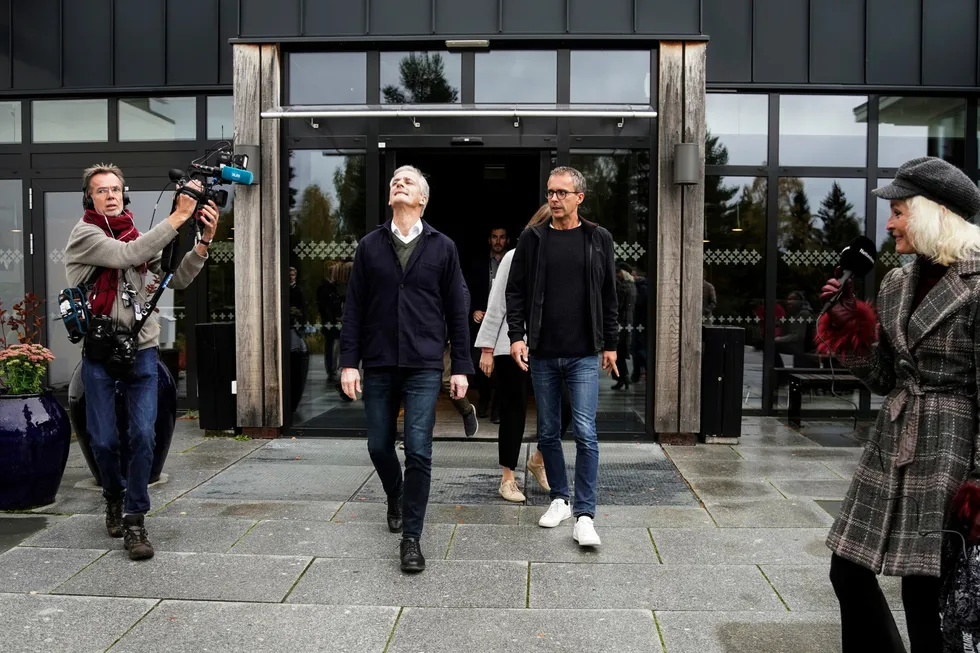 Jonas Gahr Støre sendte blikket mot høyere makter, men hans forsøk på å få til en drømmeregjering med Ap, SV og Sp strandet denne gang.