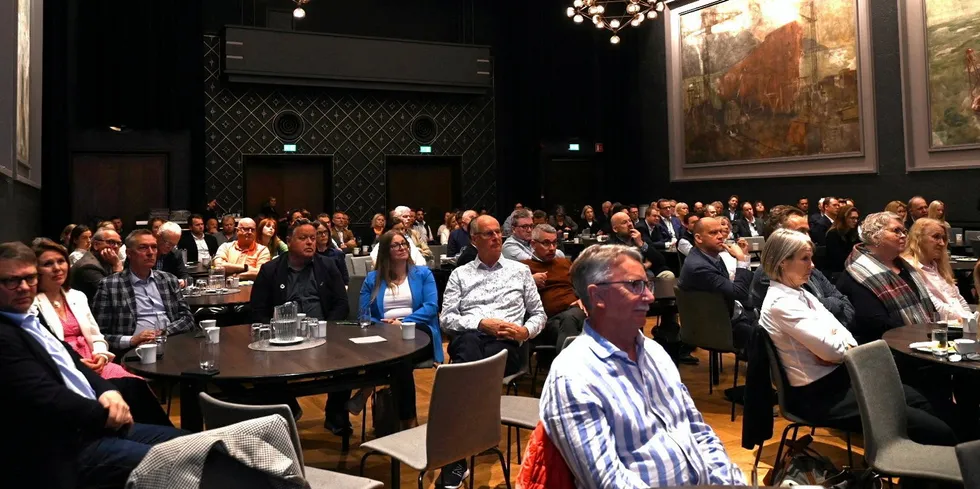 Fiskeribladet feirar 100 år og inviterte til både sjømatdebatt og fest i Bergen i april.
