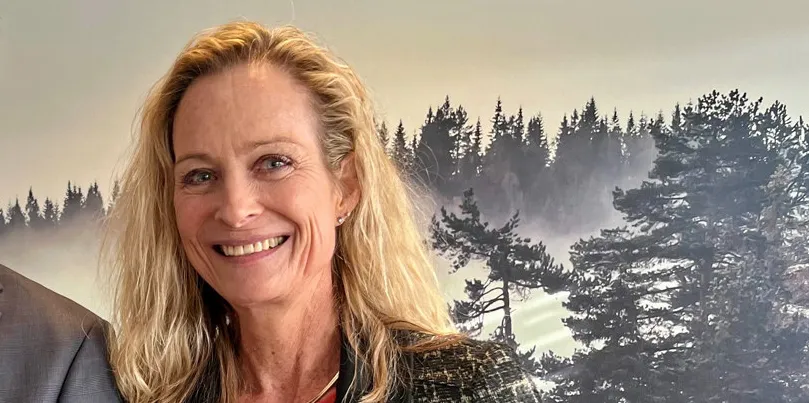Administrerende direktør Mona Askmann i Fredrikstad Energi kan glede seg over et langt bedre resultat enn for ett år siden, delvis hjulpet av for høye inntekter fra nettkundene.