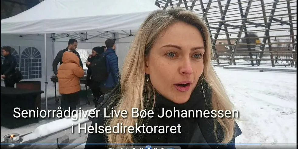 Live Bøe Johannessen i Helsedirektoratet applauderer hvordan sjømatnæringen jobber for å øke norsk sjømatkonsumFoto: Anders Furuset