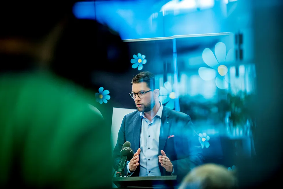 Jimmie Åkesson, lederen i Sverigedemokratene, har trukket fram en regjering med Moderaterna, SD og Kristdemokraterna som sitt foretrukne alternativ - men ingen av partene har hittil åpnet for samarbeid med Åkesson.