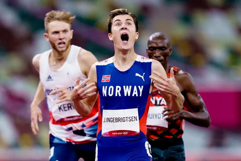I fjor sommer tok Jakob Ingebrigtsen gull på 1500 meter under OL i Tokyo. For første gang slo han kenyanske Timothy Cheruiyot. Bronsemedaljen tok Josh Kerr fra Storbritannia.