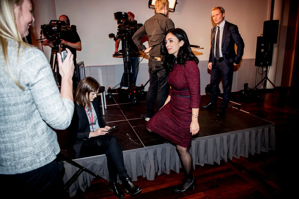 Nestleder i Arbeiderpartiet Hadia Tajik er til stede på partiets valgvake på Folkets Hus i Oslo mandag kveld.