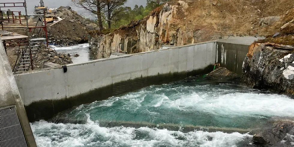 Vegåa kraftverk er et av 45 småkraftverk som driftes av Clemens kraft.