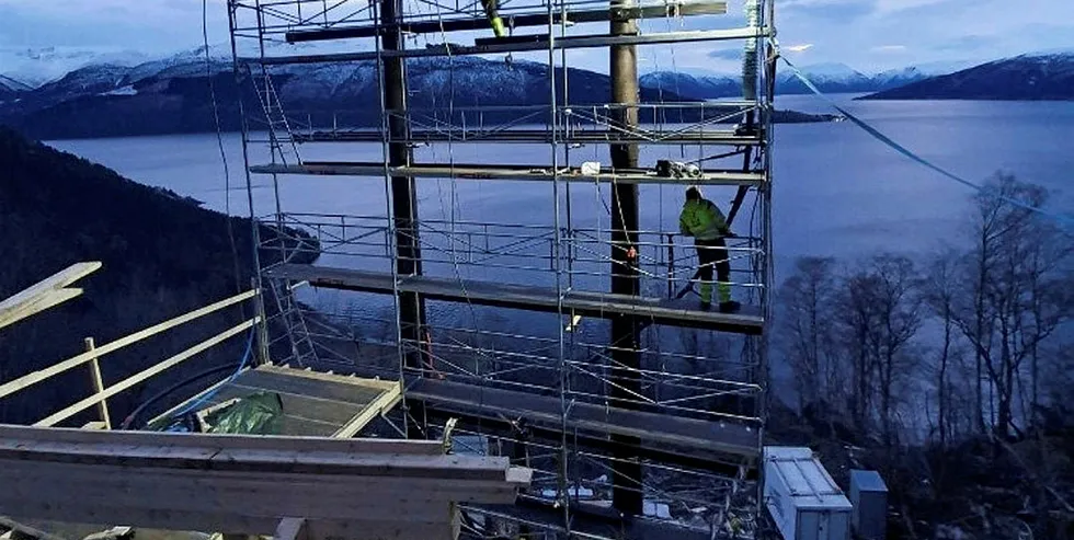 Los Cable Solutions har så langt i år fått oppdrag for rundt 120 millioner kroner. Resultatet for 2020 ser ut til å bli bedre enn ventet og nå rigger selskapet for vekst.