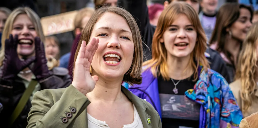Tidligere MDG-leder Une Bastholm mener regjeringen går helt feil vei når det gjelder oljesatsingen sin.