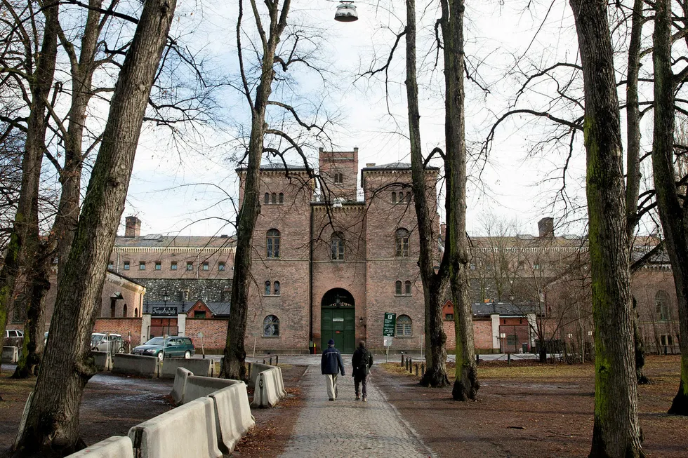 Inngangspartiet til «Botsen» i Oslo på Grønland er fra 1851. Det stengte og vernede fengselet legger beslag på en 100 mål stor tomt sentralt i hovedstaden og kan bli lagt ut til salgs.
