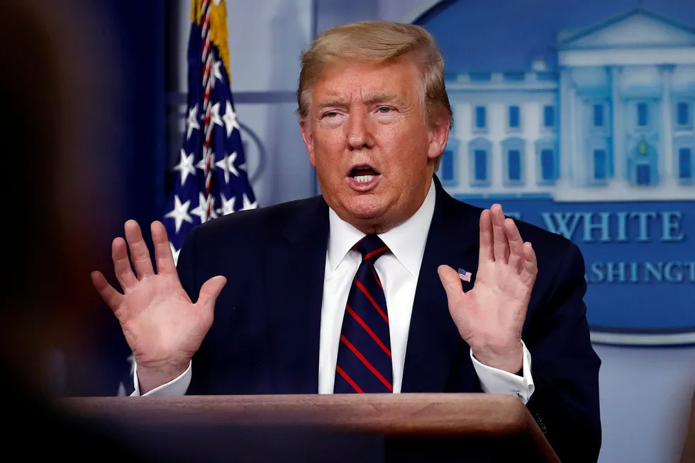 President Donald Trump skal ha fått gjentatte interne advarsler om korona.