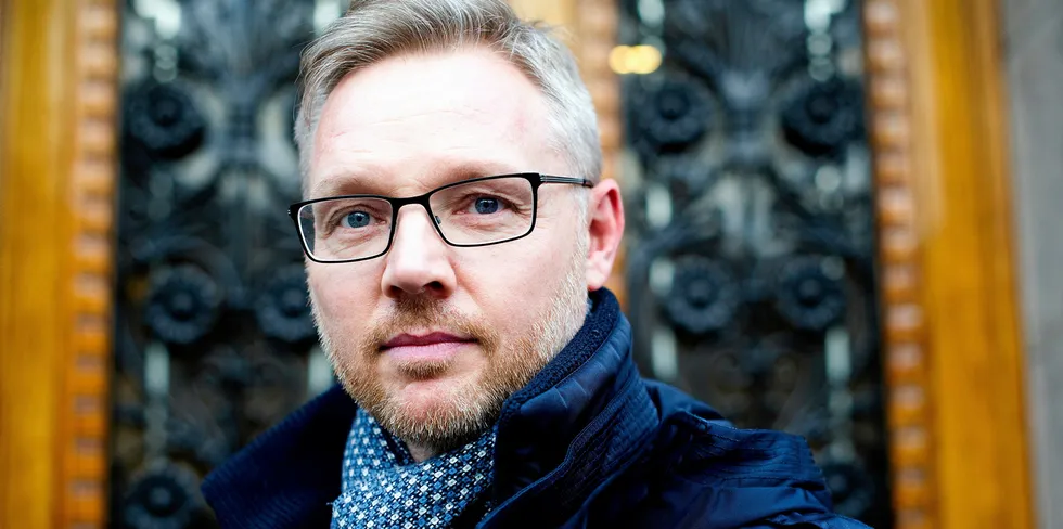 Martin Skanche har ledet Klimautvalget. Et av budskapene er at strømprisene ikke bør være for lav.