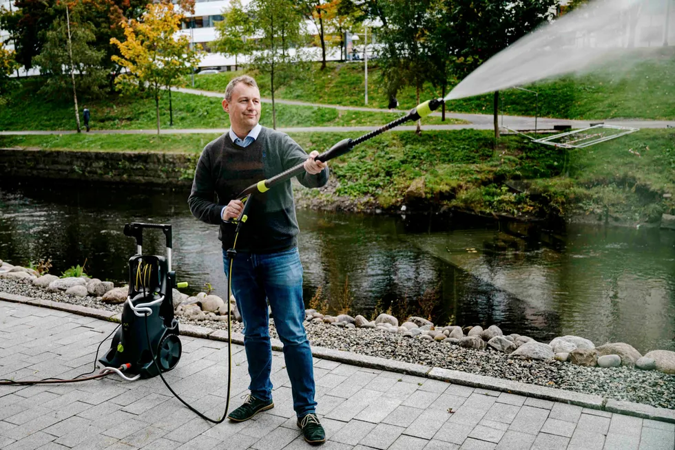 Morten Torlei og høytrykkspylermeket Ava of Norway har de siste årene ridd en vekstbølge. Nå er vekstbrems både for Ava og flere andre norske tek-selskaper.