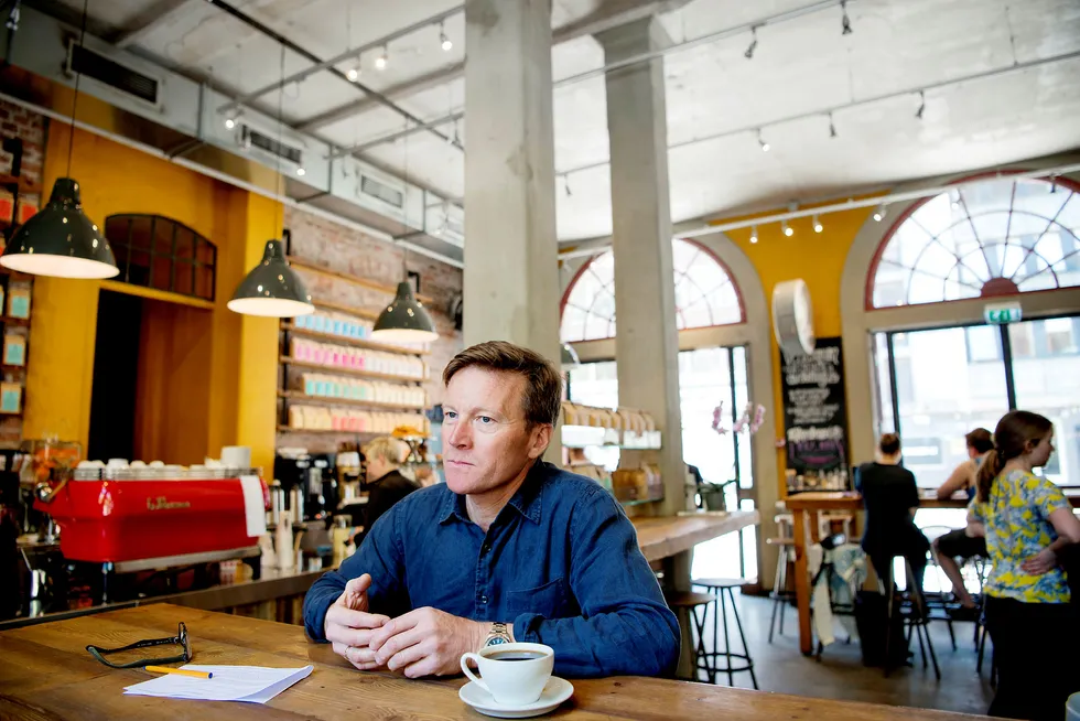 Steinar Pauksrud i Kaffebrenneriet kan se tilbake på et svært bra 2019. I dag er situasjonen «uvirkelig», mener han.