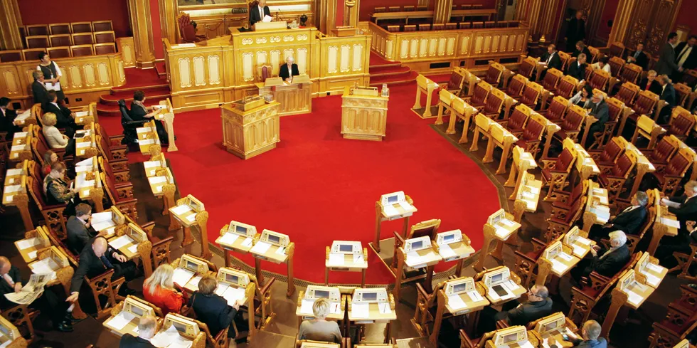 KrF foreslår at regelverket skal klargjøres for oppstart av kjernekraftproduksjon i Norge.