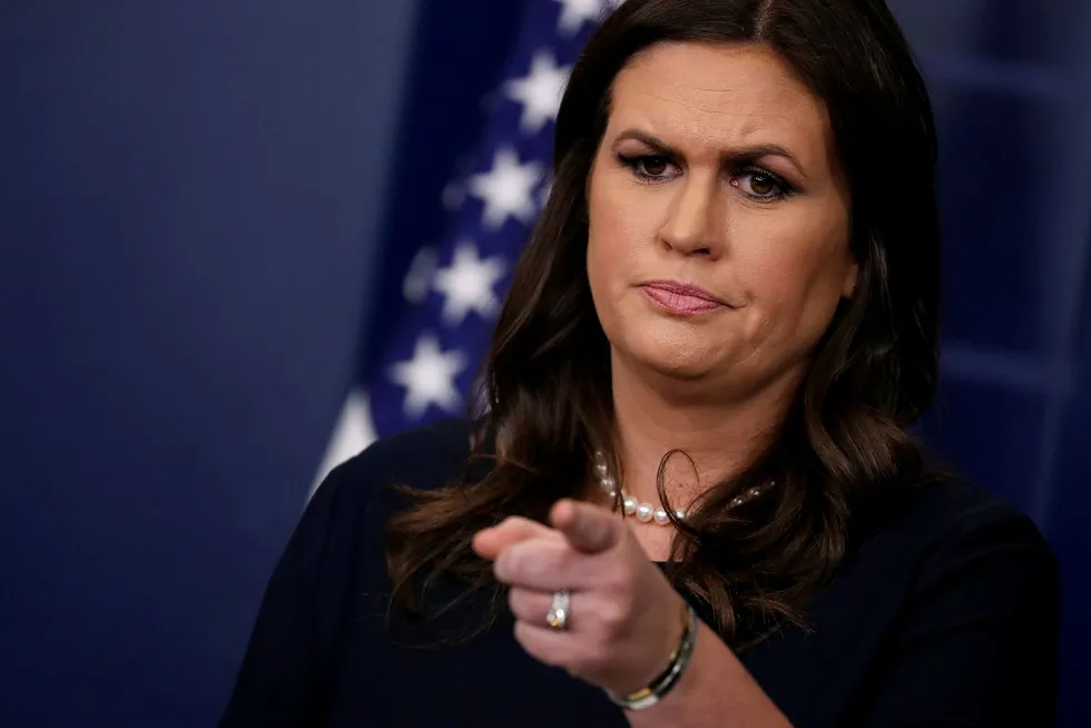 – Dokumentene som gjelder Cohen forteller oss ingenting av substans som vi ikke visste fra før, uttalte talskvinne Sarah Huckabee Sanders i Det hvite hus at det fredag ble lagt frem nye rettsdokumenter i saken mot Cohen.