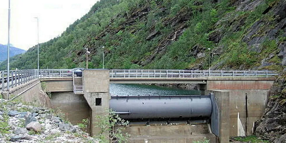Inntak for Sjønstå kraftverk i den vestre enden av Langvatnet i Sjønstådalen i Fauske kommune i Nordland.