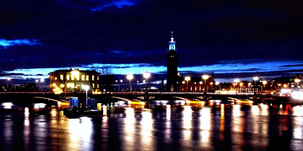 For å hindre at effektmangel gjør det mørkt i Stockholm, er det i dag lansert et nytt system for handling av fleksibilitet. Systemet heter sthlmflex.