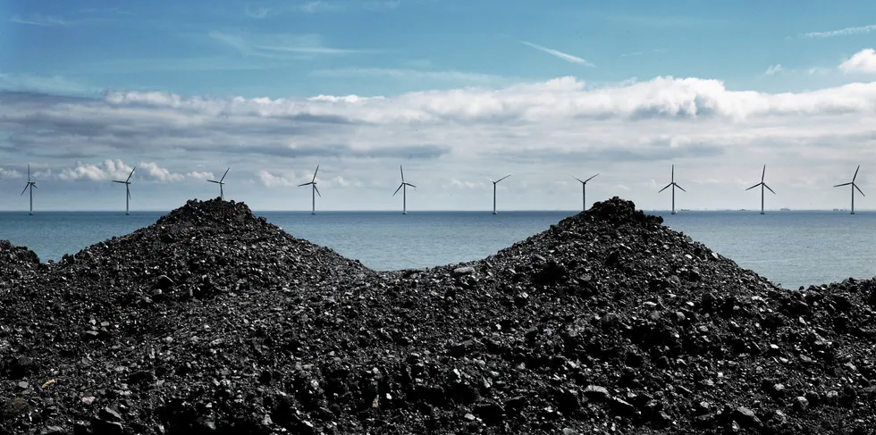 Energibruken øker i Norge, men andelen elektrisitet står på stedet hvil. Norges klimaforpliktelser skal levere allerede om åtte år. Det begynner å haste.
