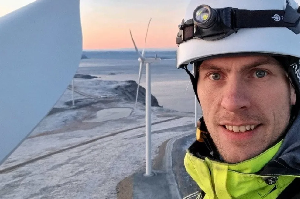 – Det er svært store økonomiske konsekvenser for vindkraftprodusenter å bli nedregulert over en så lang periode, argumenterer Fredrik Vonheim i Finnmark Kraft i klagen på Statnett.