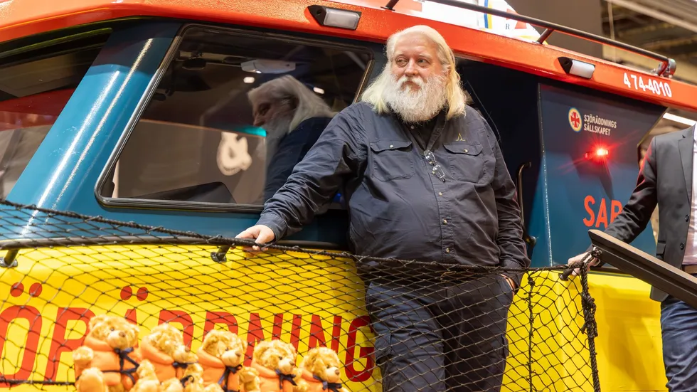 Birger Kullmann har designet redningsbåter til mange land. Men «profet» i eget land blir han ikke, sier han. Nå har han designet nye båter til den svenske sjøredningen.