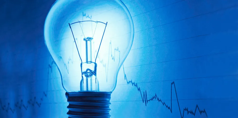 Spot tirsdag: Ned 16,7 euro/MWh til 75,6 euro/MWh