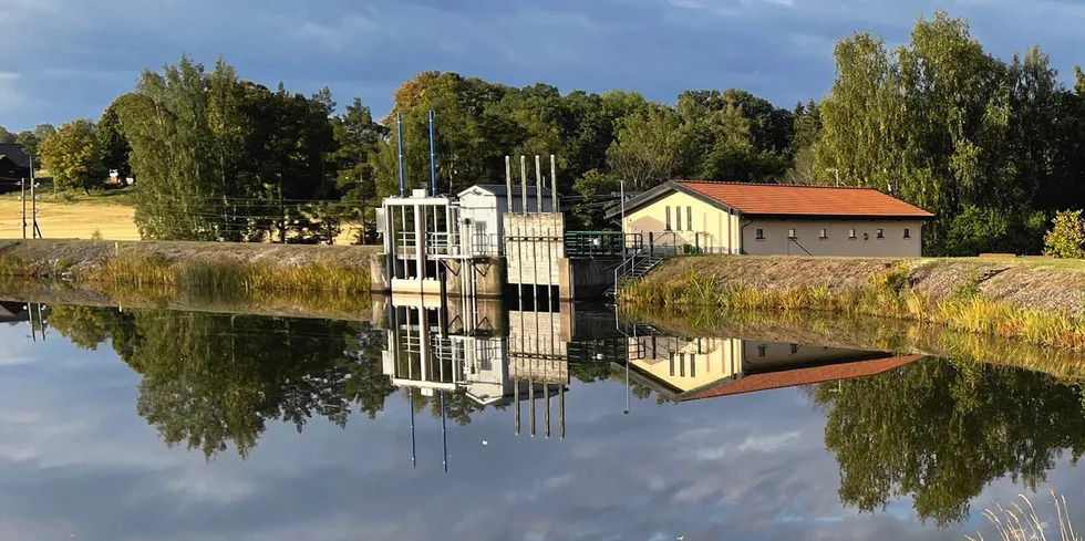 Alle de 22 småkraftverkene ligger det svenske området SE3, Småland, Katrineholm, Kinda og i traktene rundt Åtvidaberg og Söderköping. Viggeby kraftverk på bildet er bygget i 1949, med en fallhøyde på 14,5 meter og en normalproduksjon på 14,5 GWh.