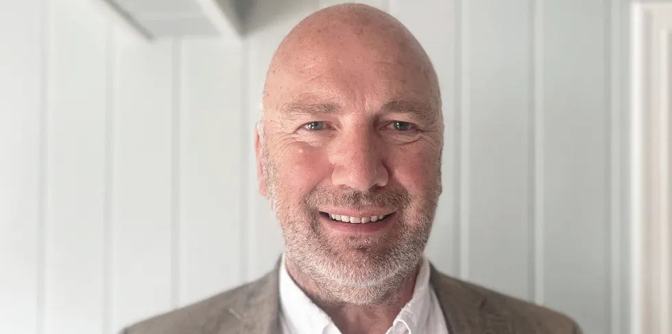 Rolf-Inge Sleipnes er styreleder i Meløy Energi - og har vært det gjennom det turbulente året som er tilbakelagt. – Jeg har fokusert på å forklare og ikke bortforklare, og har vært opptatt av å være tilgjengelig for eierne og mediene, men også ovenfor kunder eller andre som har tatt kontakt slik at de kan få våre svar på alle spørsmål de har hatt underveis, sier han.