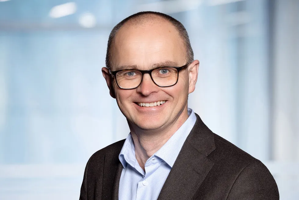 – OT er kommet kortere enn IT, både når det gjelder teknologi og organisering, mener Arve Johan Kalleklev, direktør DNV Cyber.