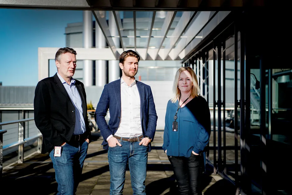 Svein Arne Haavik, innholdssjef i VG Partnerstudio, sammen med daglig leder Jonas Ibsen Brynildsrud og salgssjef Wenche Klundseter Salgssjef. Foto: Mikaela Berg