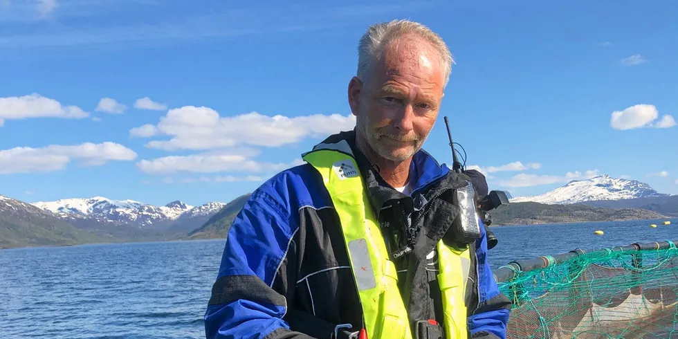 Fagsjef for fiskehelse og ernæring i Salmon Group, Ingebjørg O. Sævareid, er siste er rekken som gir seg i Salmon Group. Styreleder Tom Jarle Bjørkly forteller at daglig leder, som er eneste igjen i administrasjonen, fortsetter, og at øvrige roller dekkes i dag inn med innleide fagpersoner.